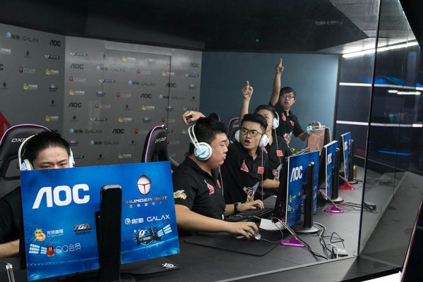 战袍更新 战袍更新