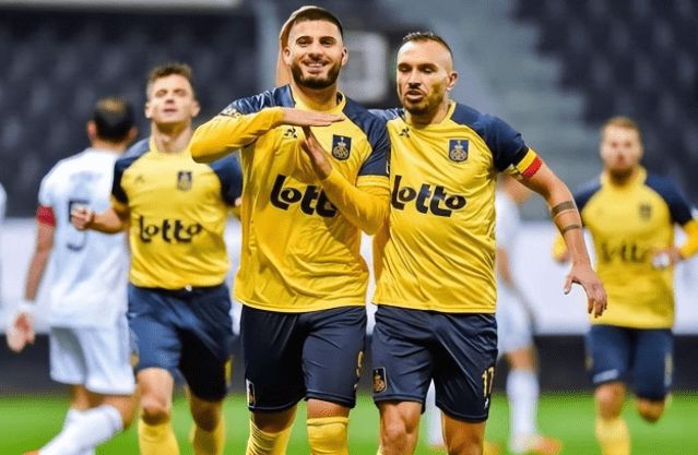 和马兹拉维 和马兹拉维