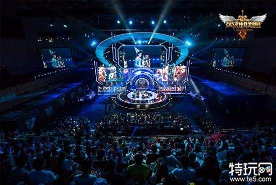 与邻邦签订 与邻邦签订